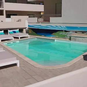 3* Hotel apartamentowy La Contessa